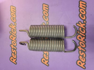 1971-72 B-body N96 Hood Hinge Spring